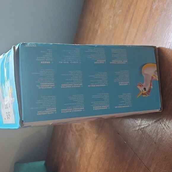 New intex Sand and summer  enchanted unicorn 🦄 ride on - Picture 3 of 12